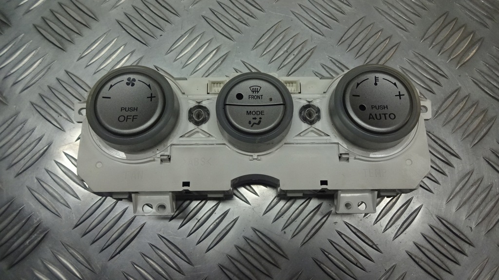 фото №1, Панель керування обдув mazda 6 gy