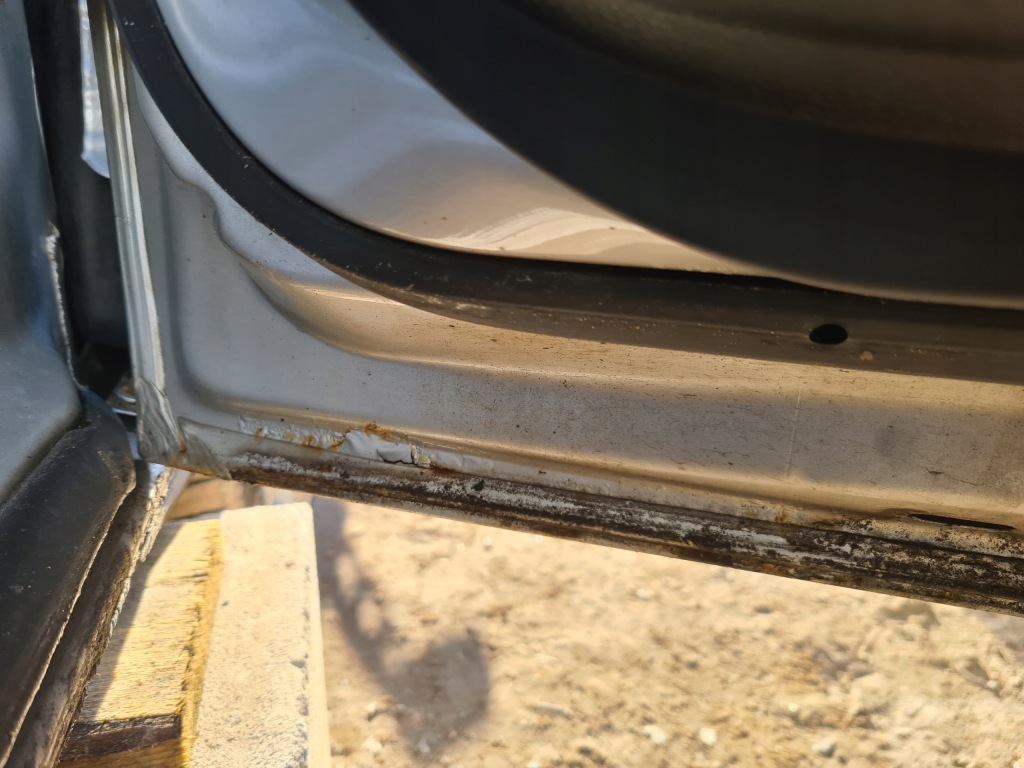 Комплектна  двері перед передні праве opel insignia a z176 Київ