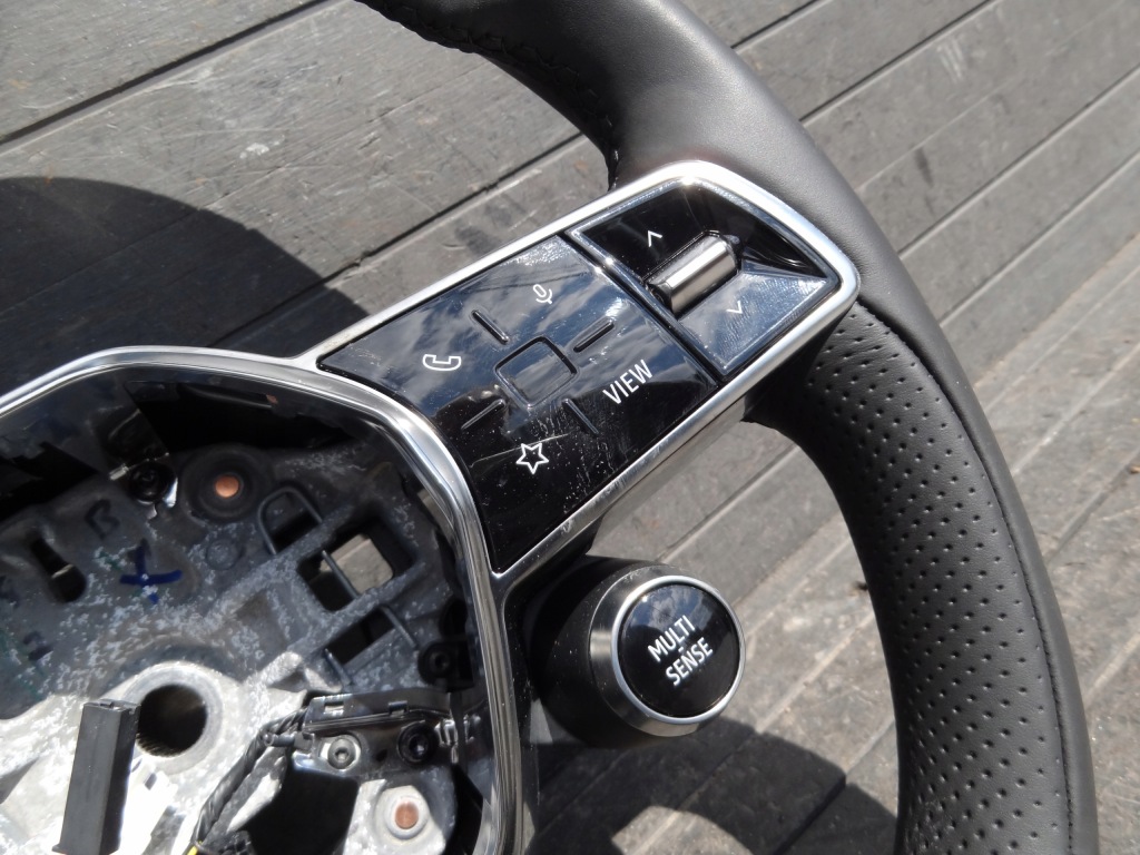 Renault megane v 2023 e-tech руль многофункциональный лепестки переключения европа оригинал Недорого