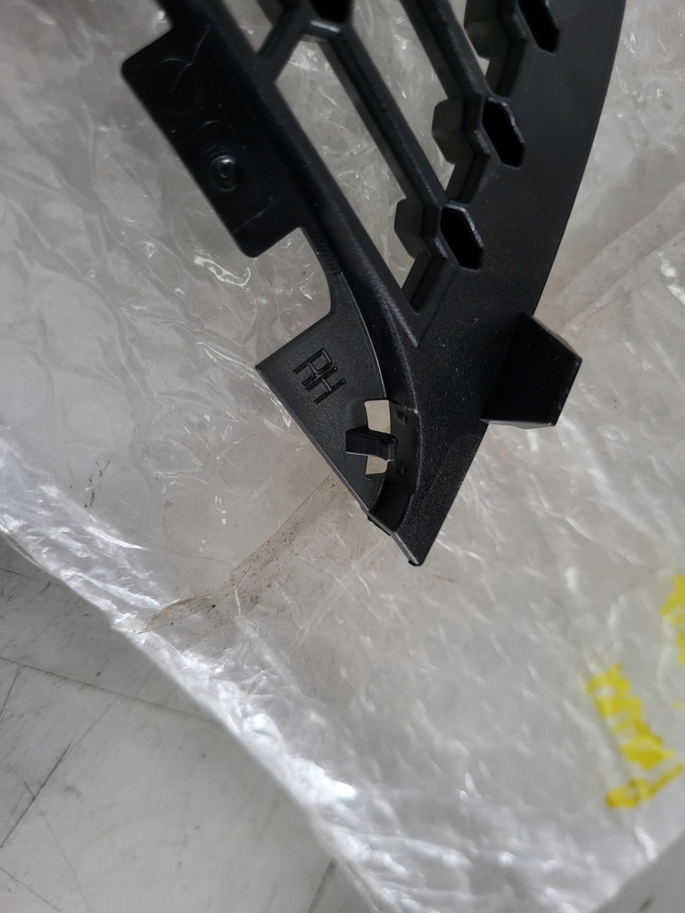 фото №6, Mercedes a-klasa w177 правая верхний решётка решётка решетка