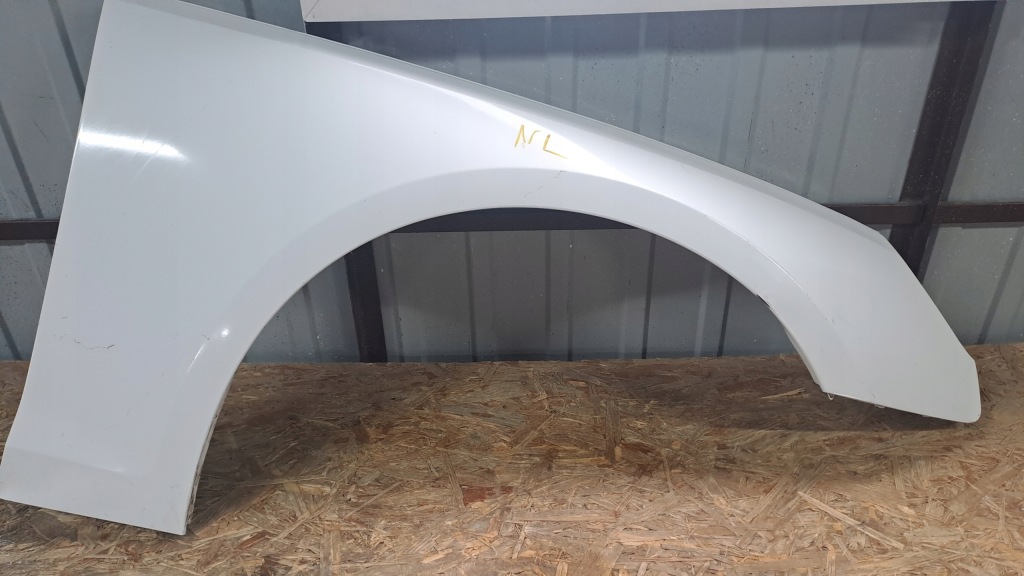 фото №1, Audi a4 b9 lift крила правий