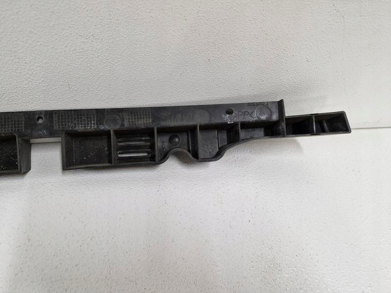 фото №7, Renault laguna iii 3 lift напрямна підсилювач кронштейн бампера перед передній