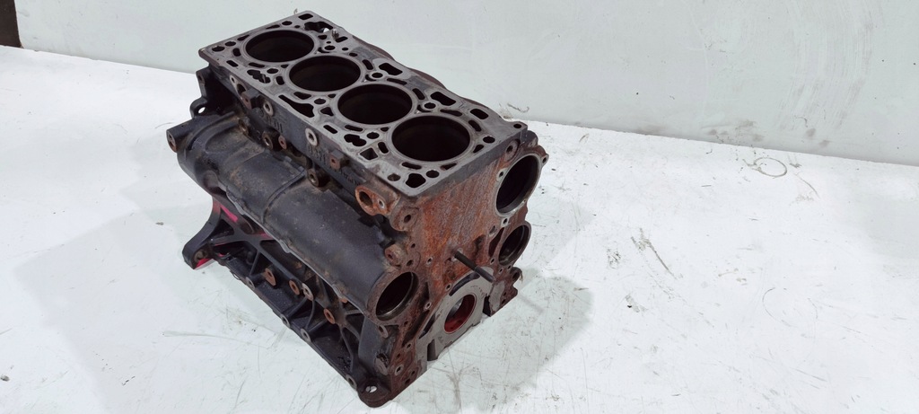 фото №8, Блок двигателя audi a4 b9 a5 deu 2.0 tdi 03n023a