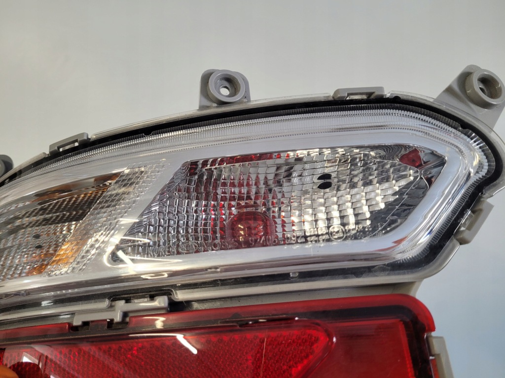 Kia sportage iv 4 92405-d97 ліхтар задній лівий задня ліва w бампер оригінал Доставка