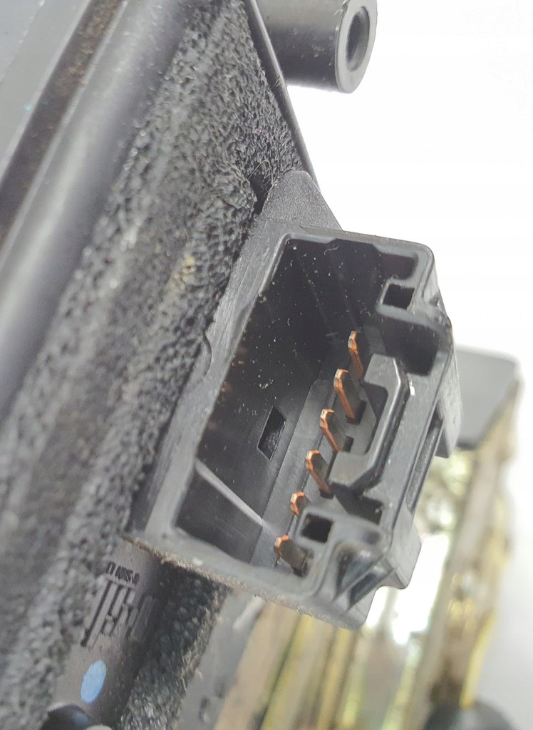 фото №9, Замок дверь задний левый задняя mazda 6 i gg