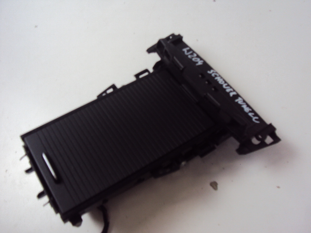 фото №7, Бардачок средний mercedes glk x204 a2046806450