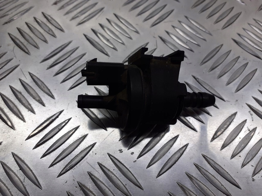 фото №1, Клапан вакууму vw fox 1.4 tdi 1928404348