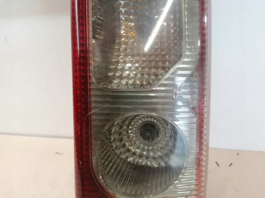 фото №5, Лампа правая задняя citroen dispatch jumpy scudo ii