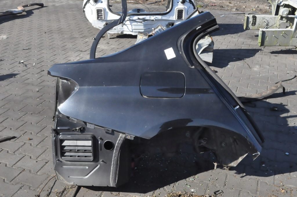 фото №1, Bmw f30 чверть крила правий задня задній sedan 475