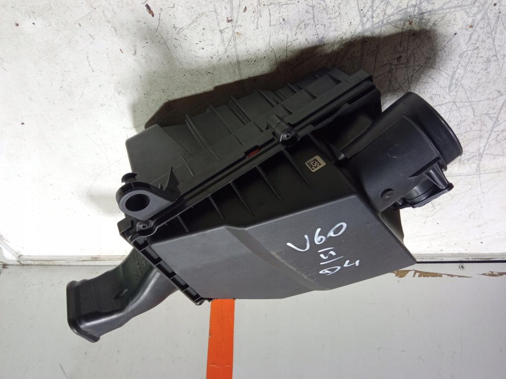 фото №1, Volvo v60 ii d4 корпус фильтра воздуха расходомер 31430000