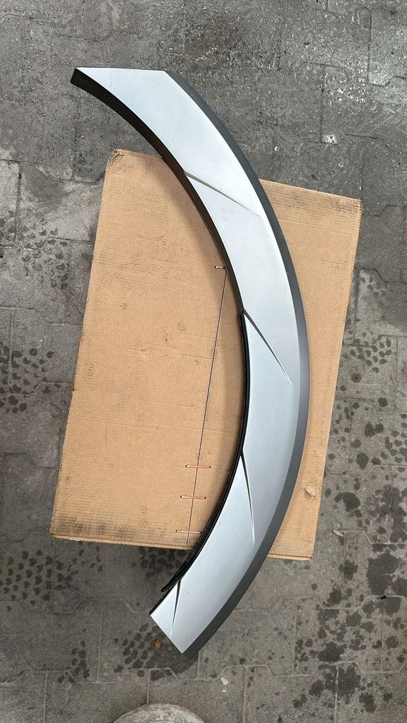 фото №1, Hyundai ioniq 5 2021-молдинг na крыло левая задняя