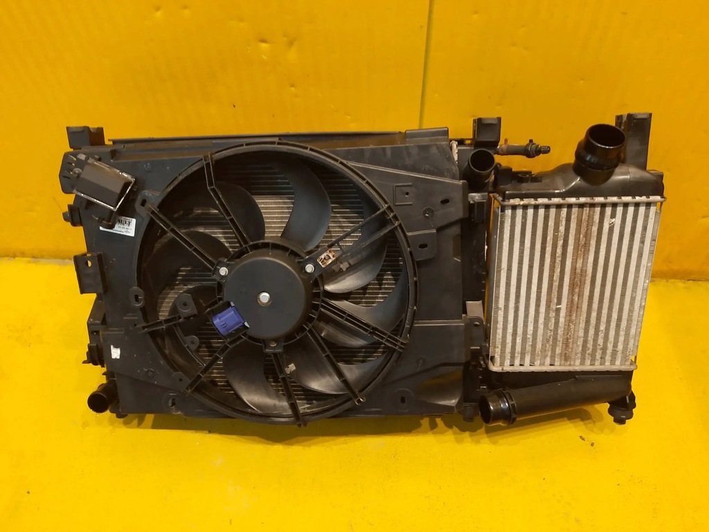 фото №12, Dacia logan ii mcv 0.9 tce pas перед радиатор 214818009r комплект