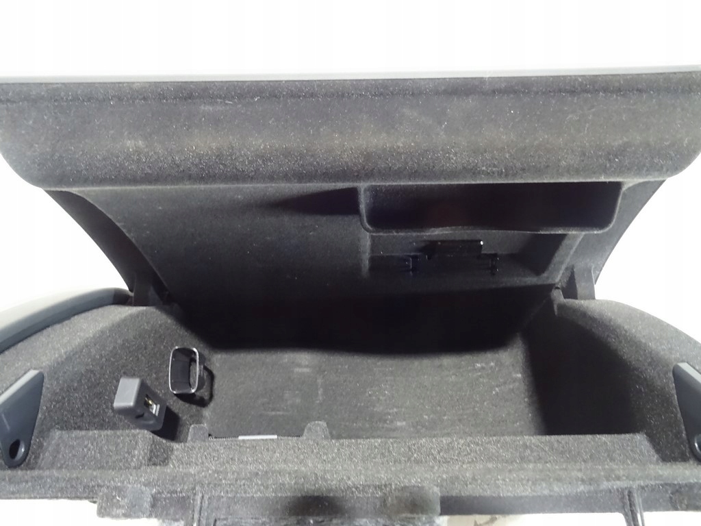 фото №5, Audi a4 a5 бардачок пассажира 8k1857035