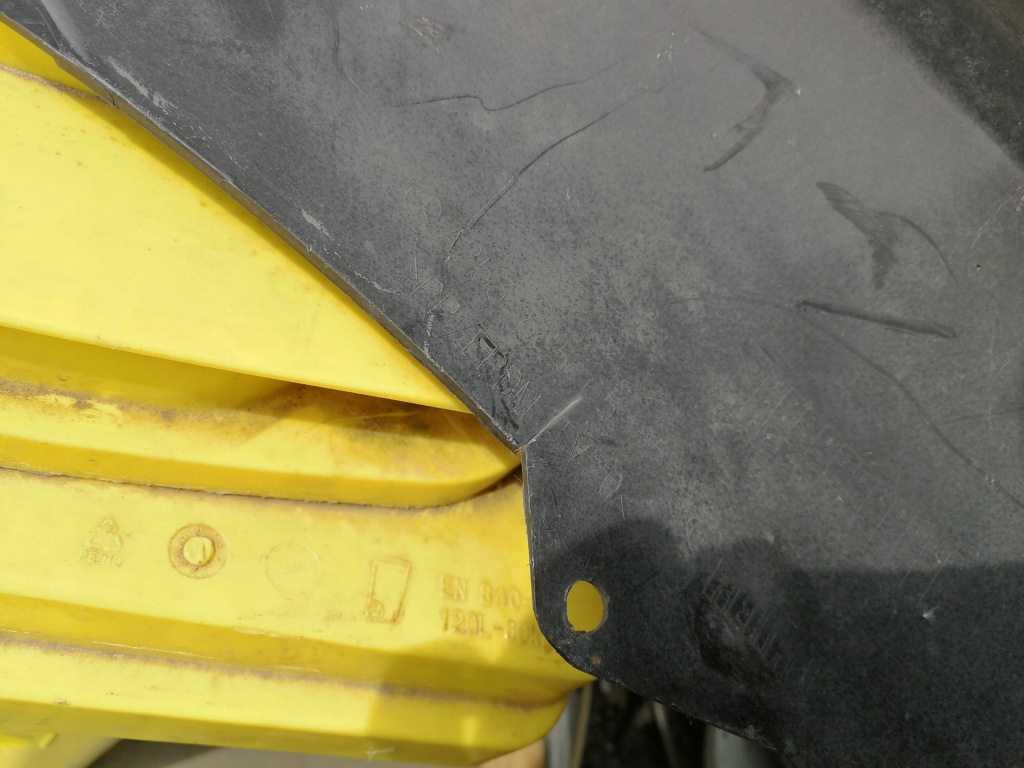 фото №11, 2538850565 спойлер накладка накладка-спойлер бампера передний mercedes w253 glc