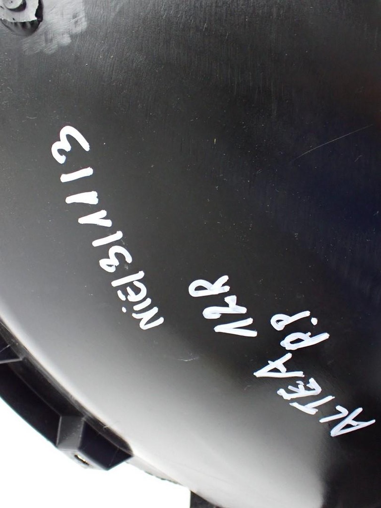 фото №8, Подкрылок правый перед оригинал 5p8809958 seat altea 12r