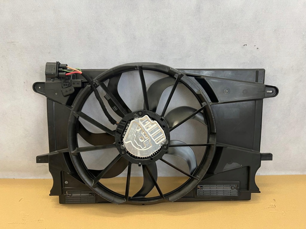 фото №1, Вентилятор opel astra k 15-19 16482909