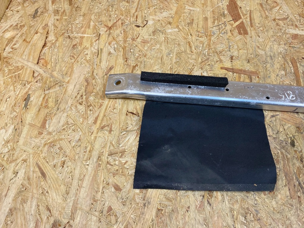 фото №10, Кронштейн поперечина розпірка чашка jaguar i-pace x590 j9d3-3b329-ab