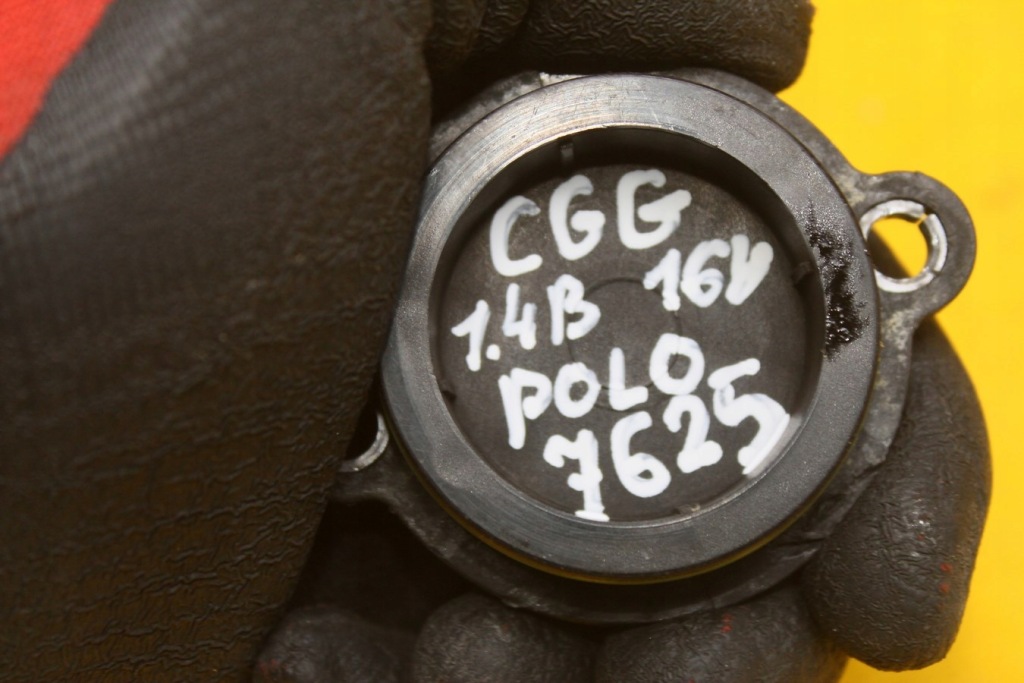 фото №6, Заглушка валов 036103111g polo golf v 1.4 b cgg