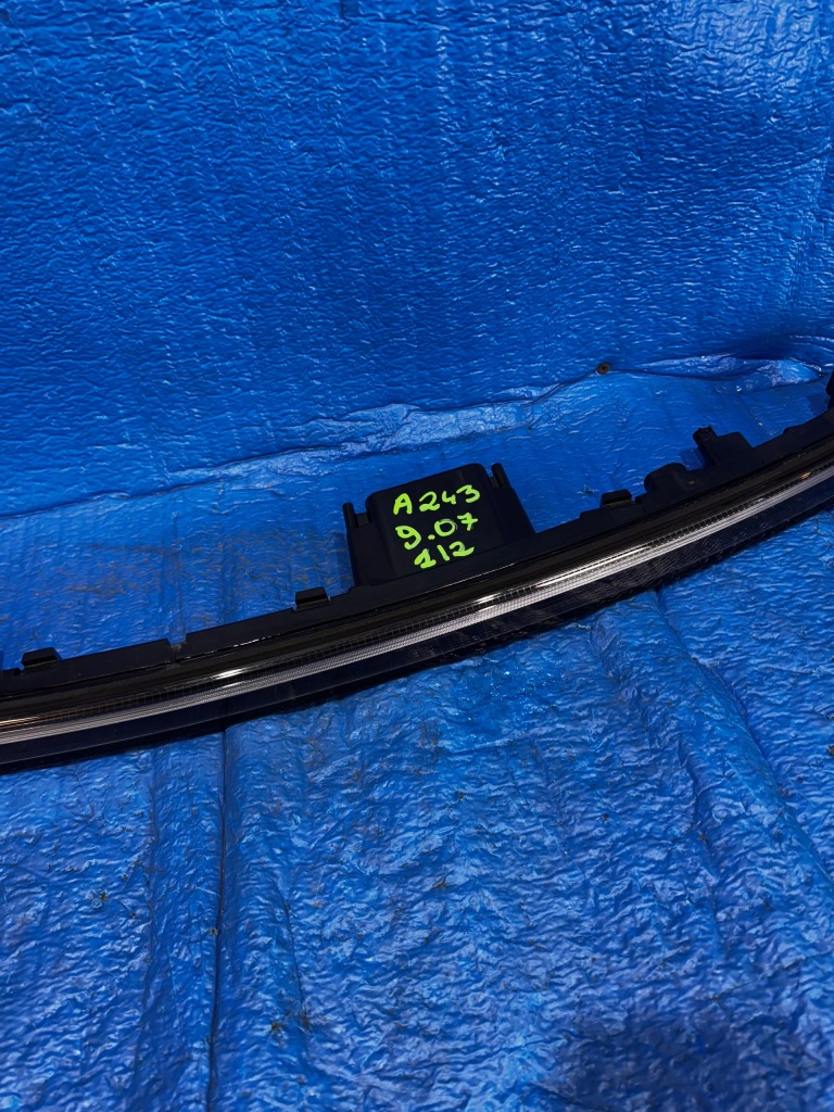 Led drl лампа перед mercedes eqa eqb 243 a2439063200 Оригінал