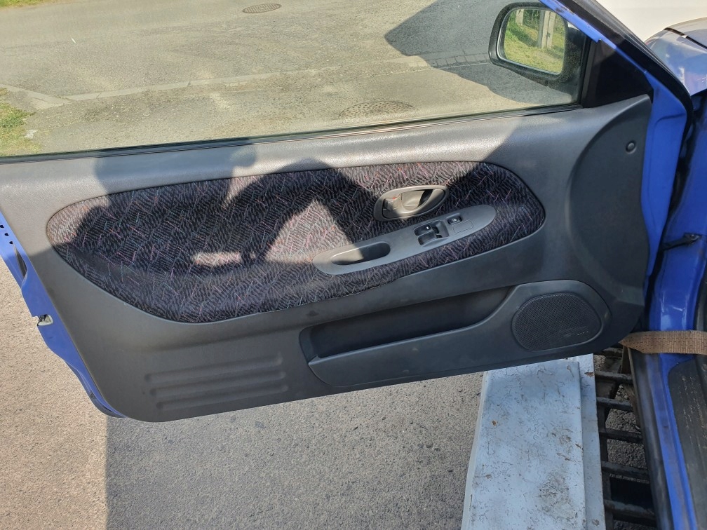 фото №10, Лампа задняя левая mitsubishi colt cj0 cjo 2003r 1.3