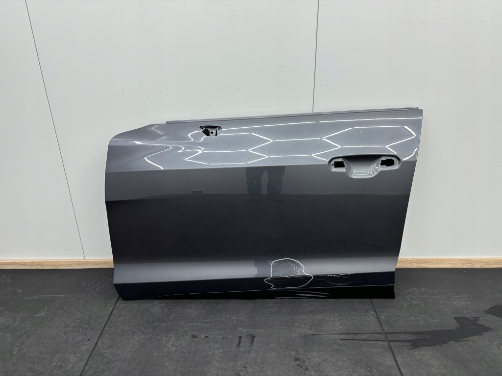 Купити Audi e-tron gt двері ліва передні перед