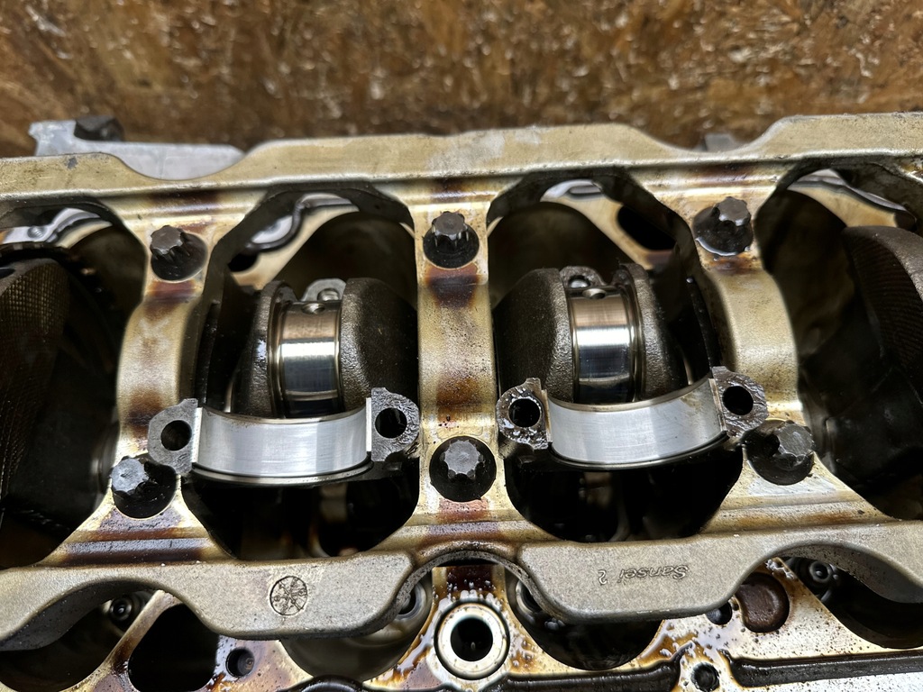 фото №12, Блок двигателя dół wał поршни 1.6 nissan mr16