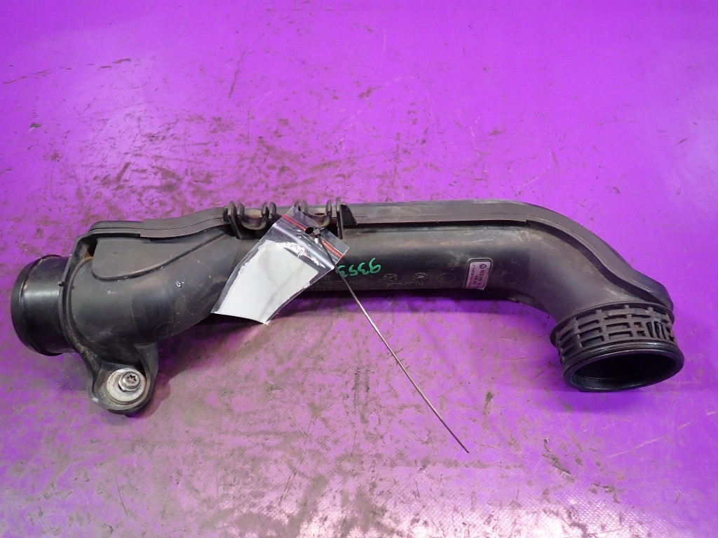 Купити Vw passat b6 05-10 2.0 tdi шланг труба інтеркулер 3c0145762al