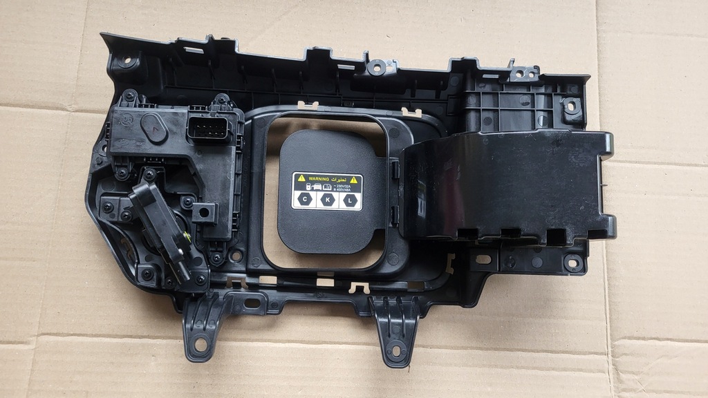 фото №8, Кришка роз'єм заряджання hyundai kona electric ii ev 23- оригінальний номер 863cc-hf000 new