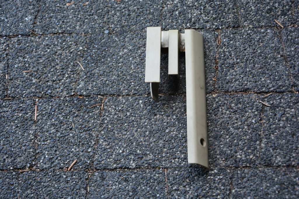 фото №1, Защита направляющая сиденье audi a8 d3 long 4e0881347