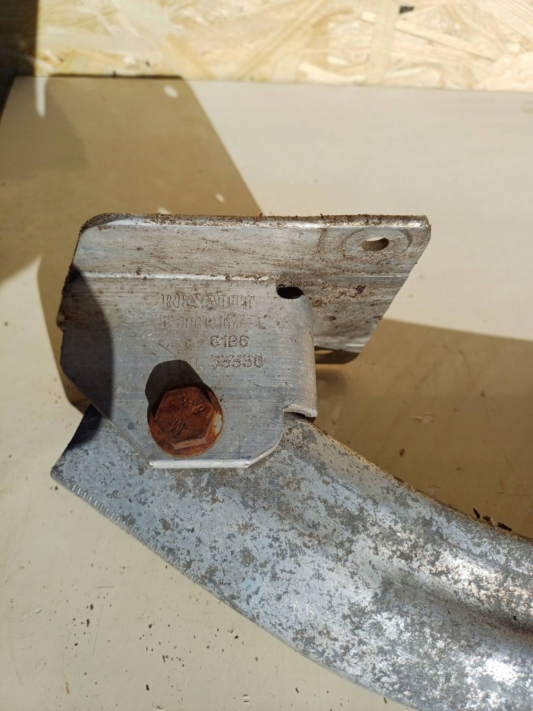 Балка усилитель бампера задняя renault scenic ii 8200010164e Недорого