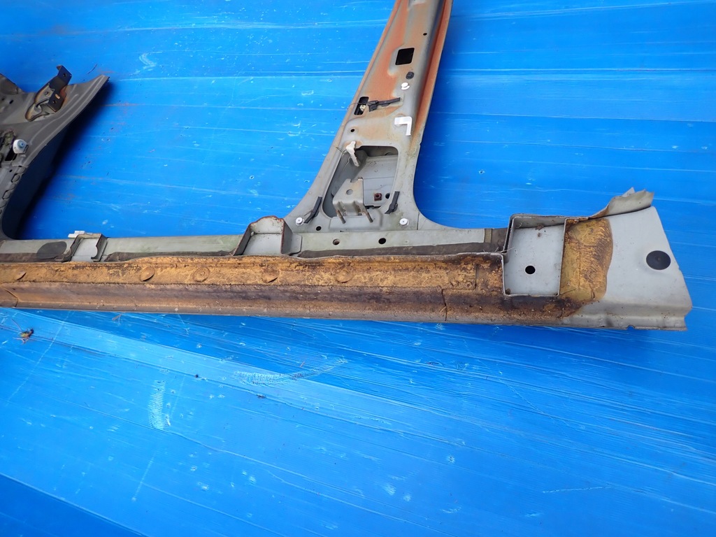 фото №8, Mitsubishi colt 04-12 5d порог правый лонжерон