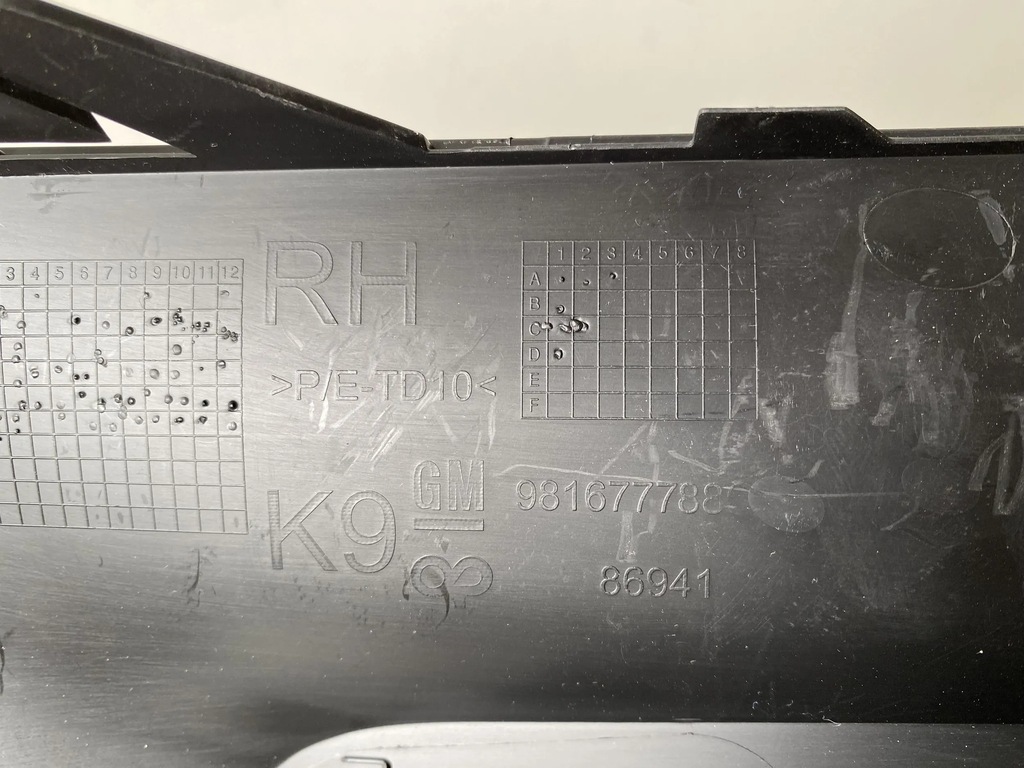 фото №10, Toyota proace решітка нижня бампера передній su001b2077