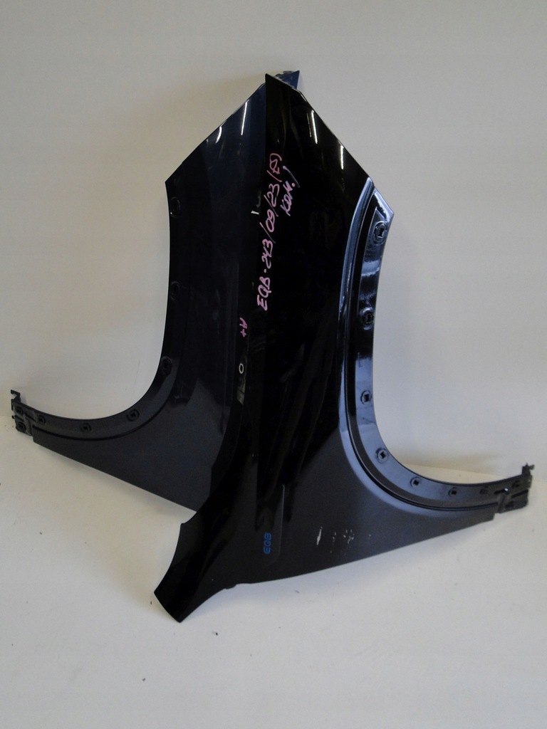 фото №12, Mercedes eqb 243 x243 w243 крила передній правий чорний