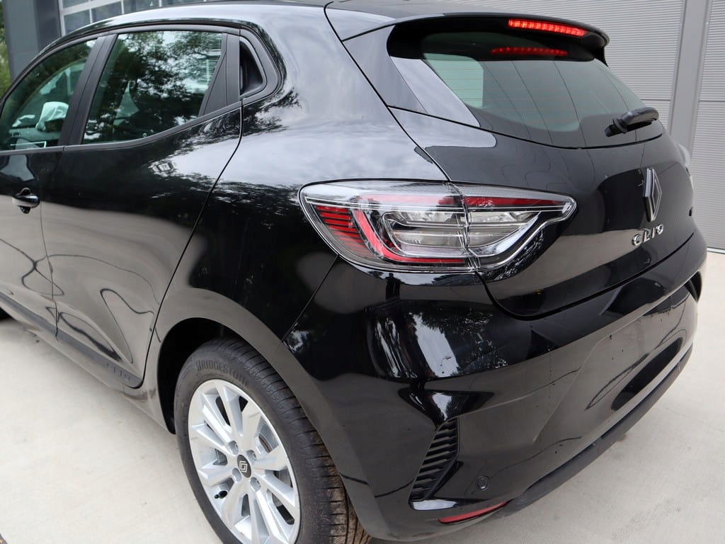 фото №1, Крила лівий задній чверть renault clio v 19- r. tegne