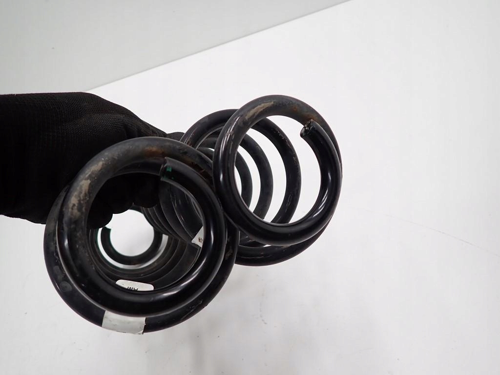 фото №3, Пружина задня задня оригінал 5qf511115am vw t-roc 19r