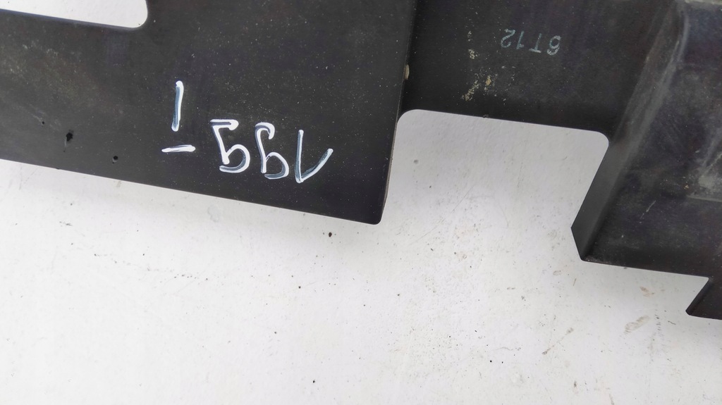 фото №5, Nissan x-trail t32 верхній кронштейн радіатора pa66-gf33