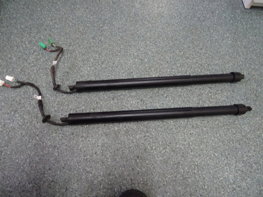 фото №1, Амортизаторы амортизаторы крышки citroen c5 aircross 19' 9817432680 9817432080