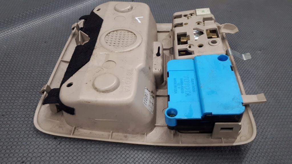 фото №8, 10000309 лампа кабины lexus rx300