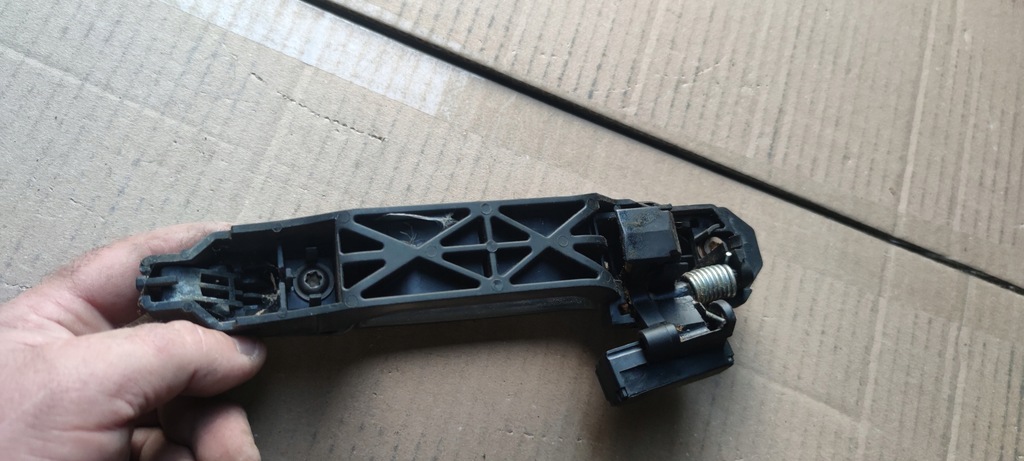 фото №3, Ручка зовнішня двері лівий задня avensis t25