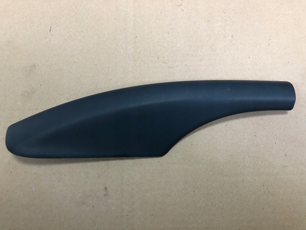 Купити Задня права заглушка na рейлінг volvo v40 1995-2004