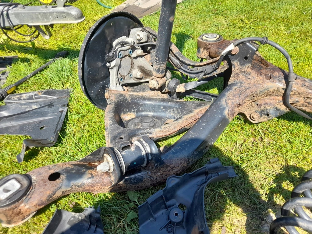 фото №7, Audi a6 c6 lift sedan підвіска задні повний важелі łódzkie