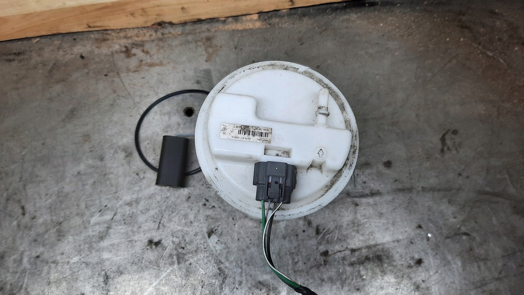 фото №2, Насос пального 8200195827d renault modus 1.2b 04r