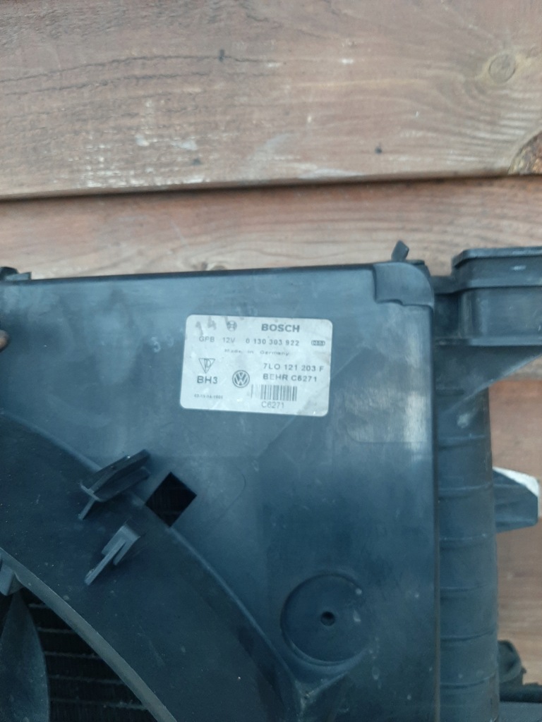 фото №6, Радиатор радиатор vw touareg 2.5 tdi 7l0121203f