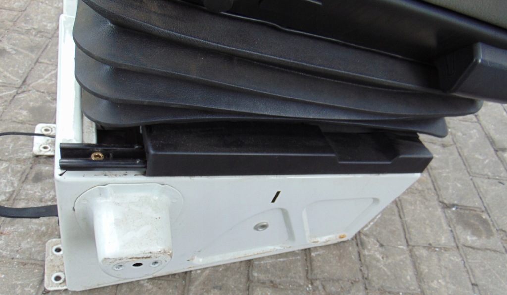 фото №13, Сидіння пневматичний лівий перед vw lt ii 46 europa