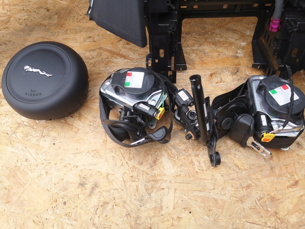 фото №10, Jaguar f-pace панель приладів подушки безпеки ремені оригінал