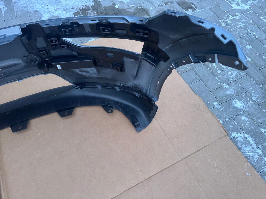 Бампер перед tesla y juniper 2025 2147315-pd-a оригинал нет клеёный в Украине