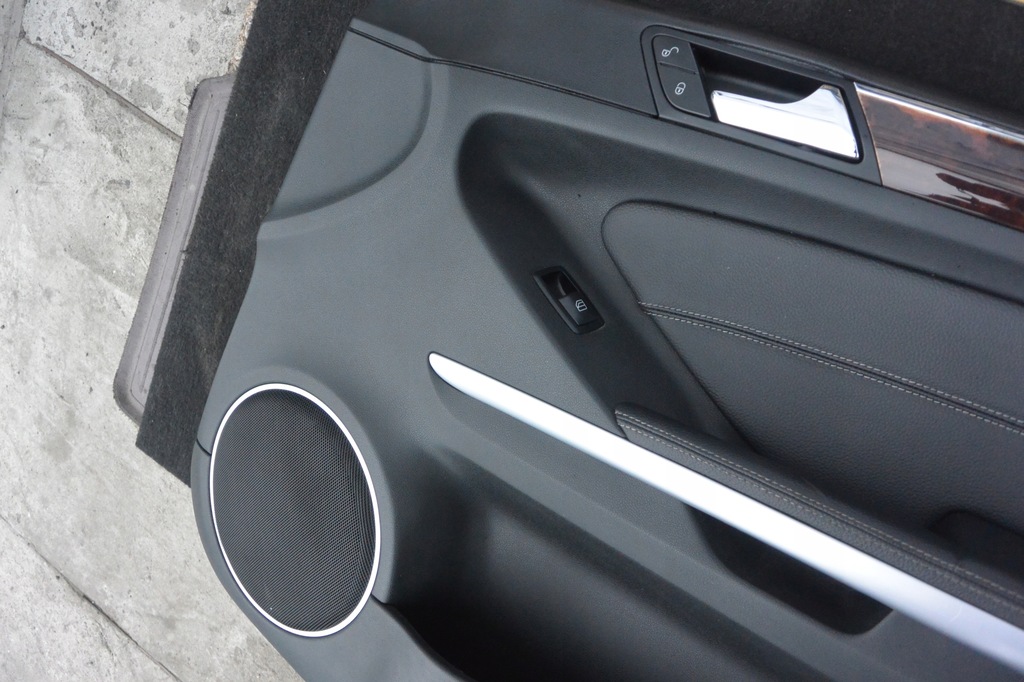 фото №9, Обшивки обшивка дверь mercedes gl x164 harma eu kpl