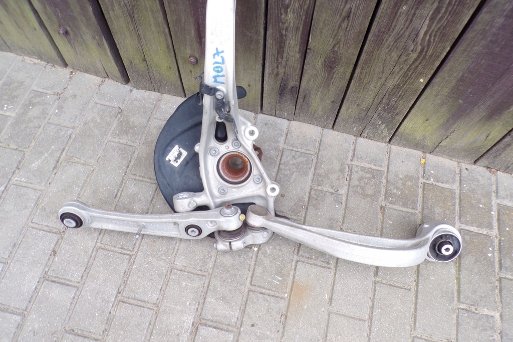 фото №5, Поворотний кулак важелі 4m0407560 q7 q8 touareg iii