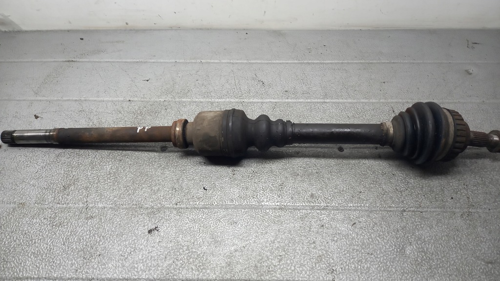 фото №1, Приводной вал правая перед citroen xsara picasso 01r