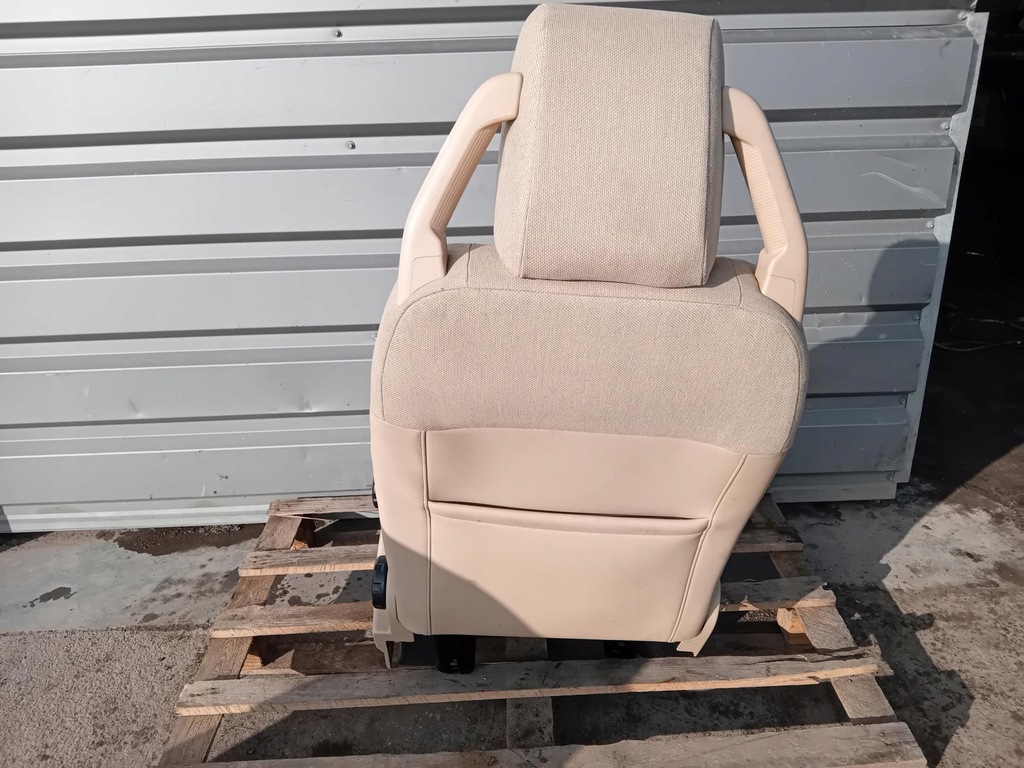 фото №6, Сиденье водителя левый перед land rover discovery iii